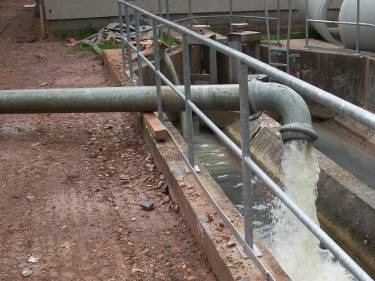 Wasserhaltung im Einsatz fuer Baubetriebe und Kommunen